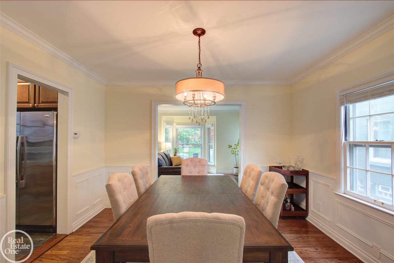 428 Lothrop Road Grosse Pointe, MI 48236 - Photo 22 of 41 31363970-21.JPG