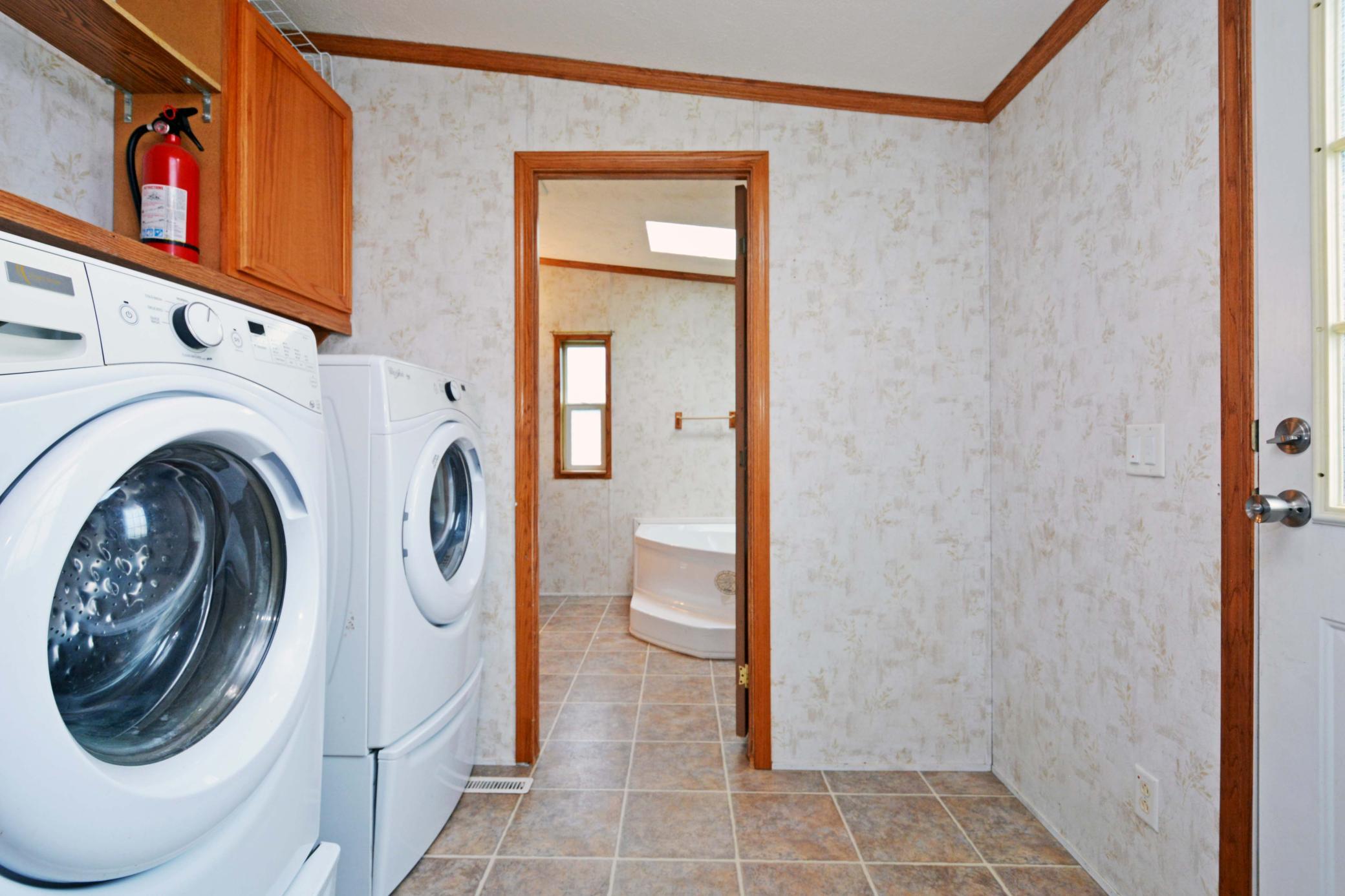 1367 Birchview Drive Maplewood, MN 55119 - Photo 9 of 21