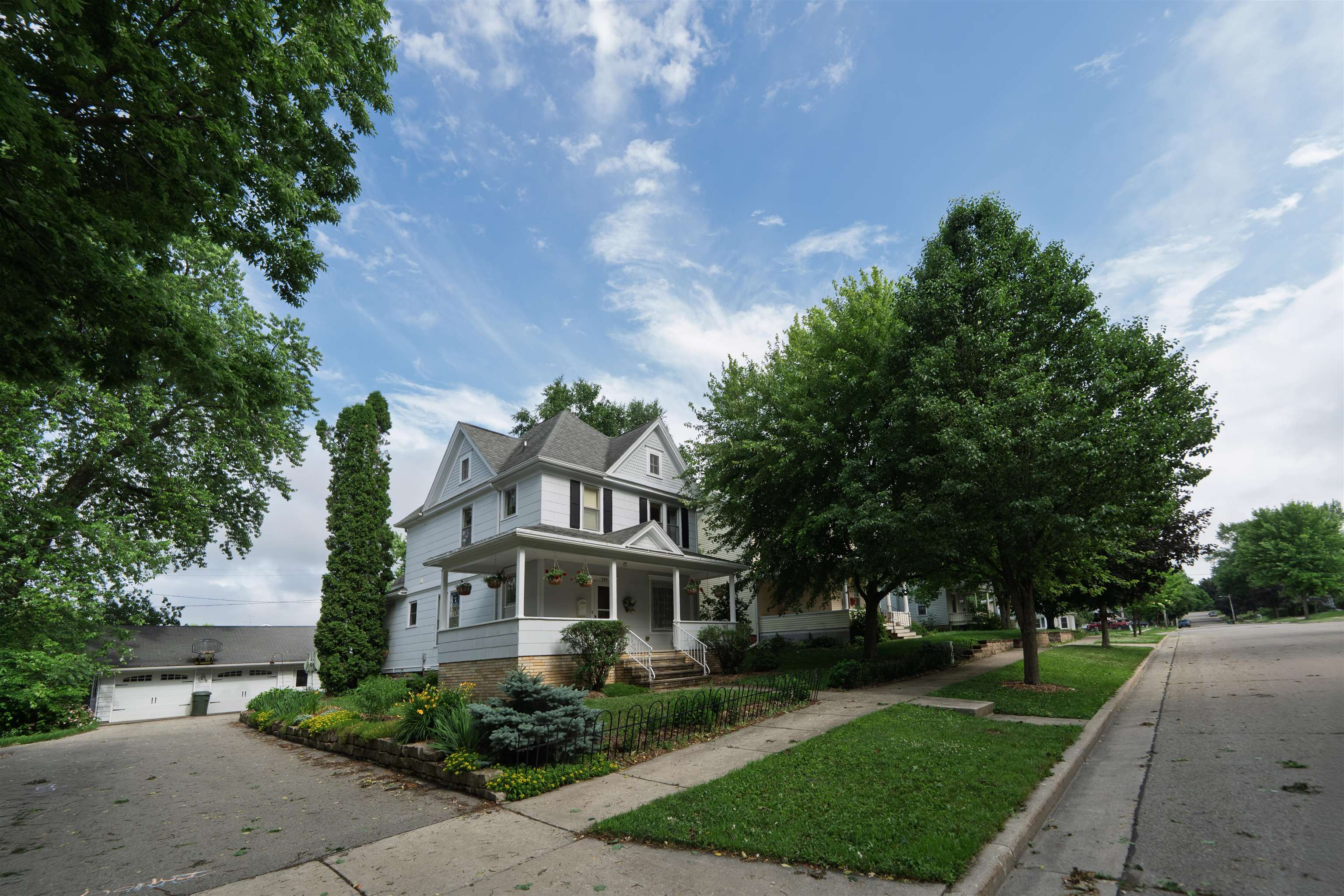 609 Newbury Street Ripon, WI 54971 - Photo 1 of 1 Gallery Image 1