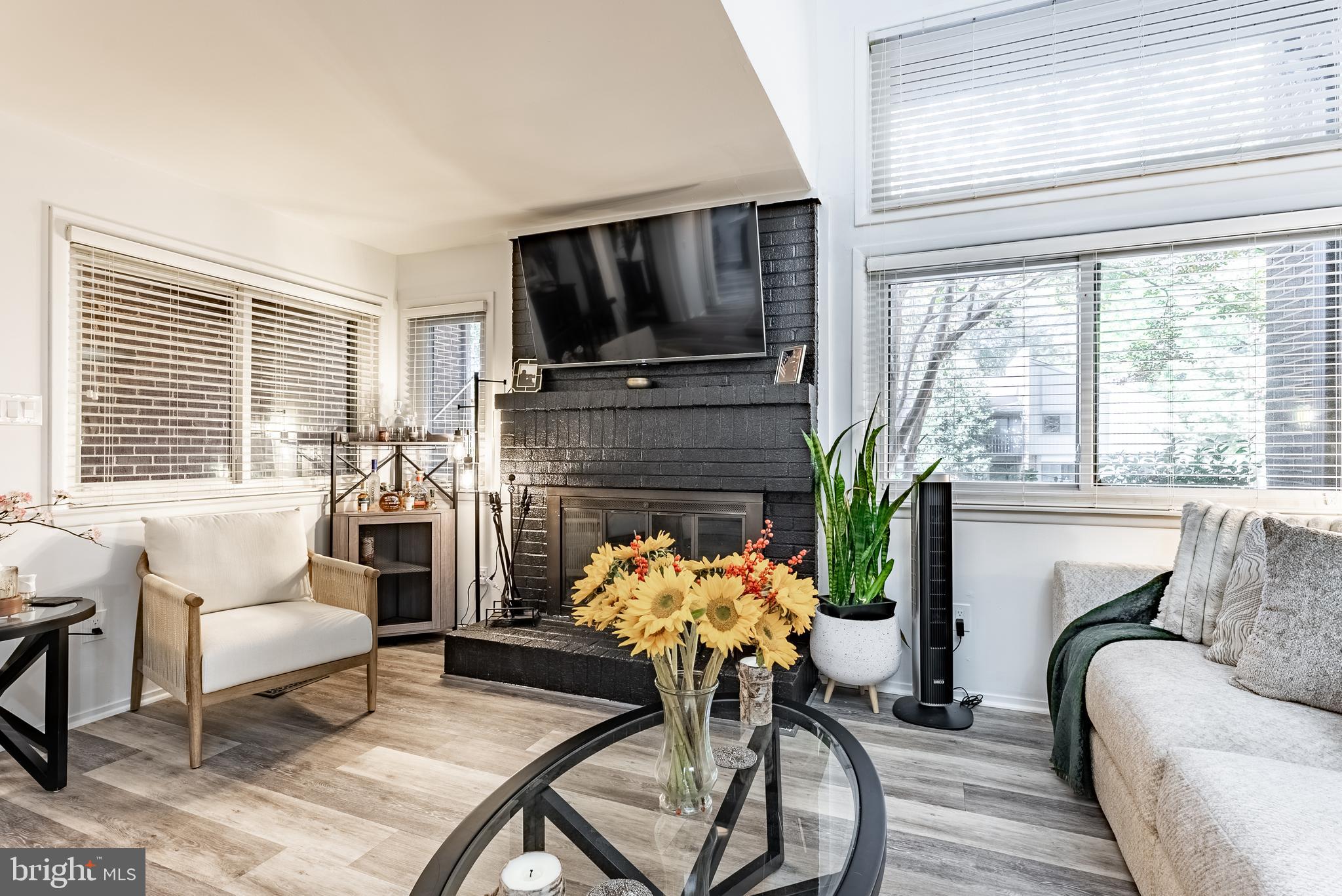 2045 Winged Foot Court Reston, VA 20191 - Photo 12 of 56