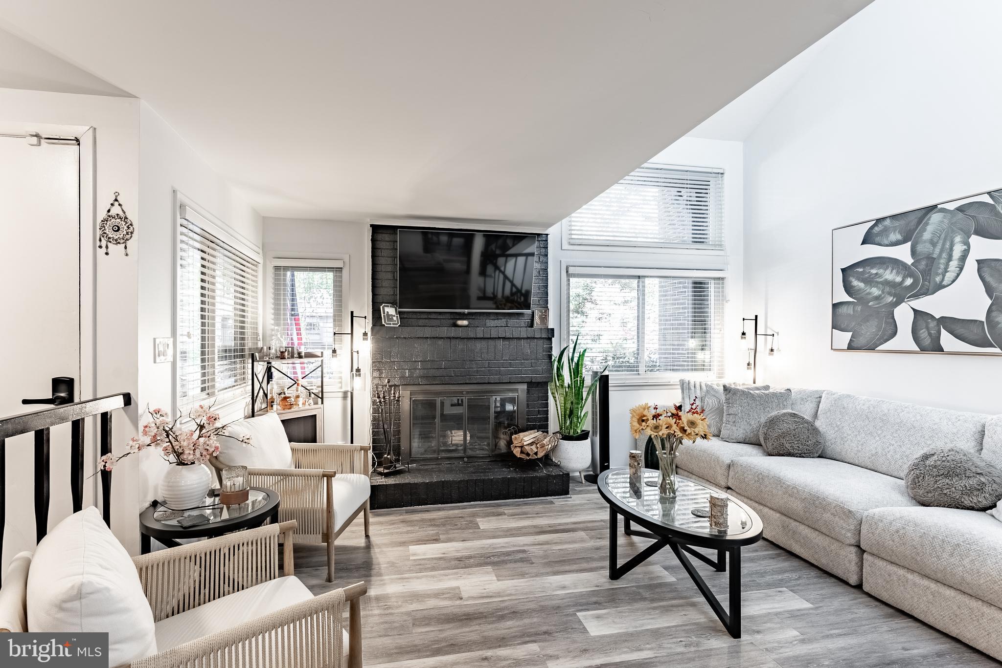 2045 Winged Foot Court Reston, VA 20191 - Photo 13 of 56