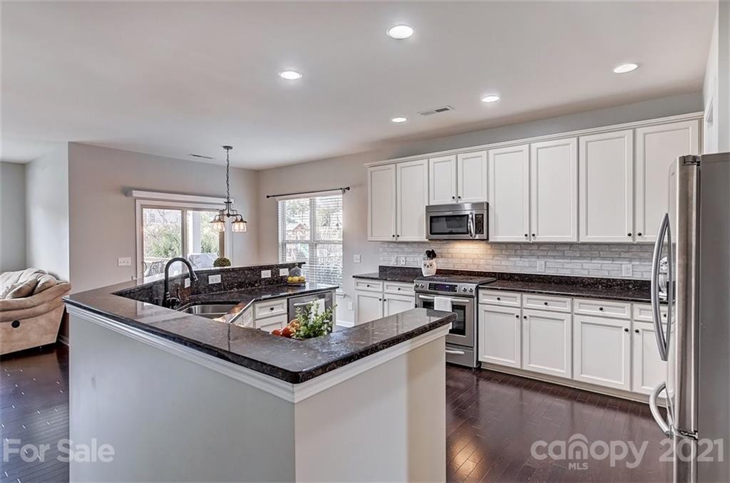 1444 Ridgehaven Road Waxhaw, NC 28173 - Photo 5 of 38