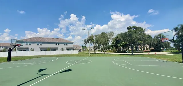 $2,400 | 3712 Greencrest Court, Kissimmee, FL 34746