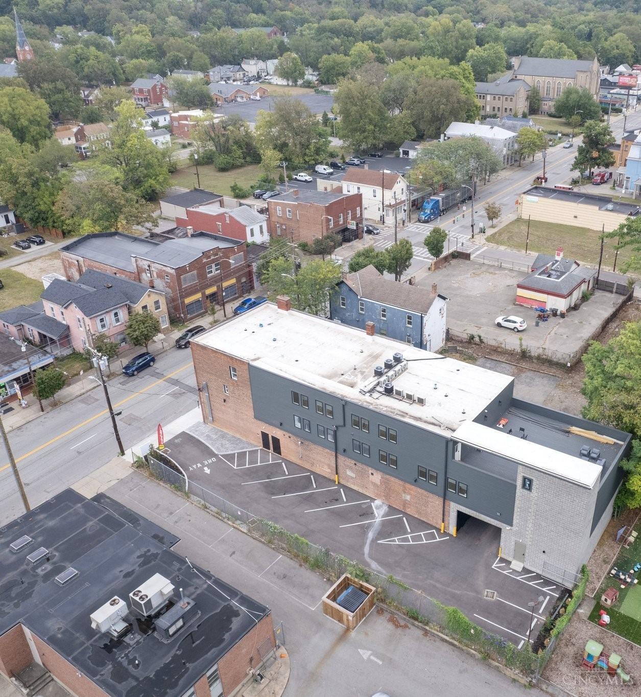 6011 Madison Road, Unit 4 Cincinnati, OH 45227 - Photo 27 of 28
