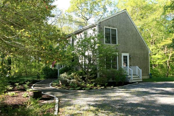 967 Drift Road Westport, MA 02790 - Photo 2 of 29 Gallery Image 2