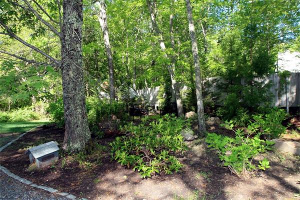 967 Drift Road Westport, MA 02790 - Photo 5 of 29 Gallery Image 5