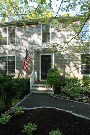 967 Drift Road Westport, MA 02790 - Photo 7 of 29 Gallery Image 7