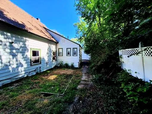 $190,000 | 109 Penobscot Street, Rumford, ME 04276