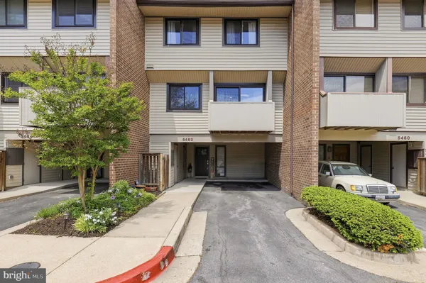 $439,900 | 5462 Ring Dove Lane, Unit D4, Columbia, MD 21044