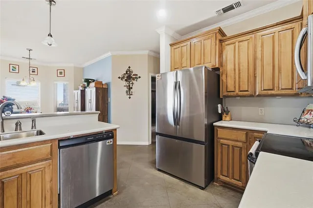 $445,000 | 218 Sanford Lane, Abilene, TX 79602