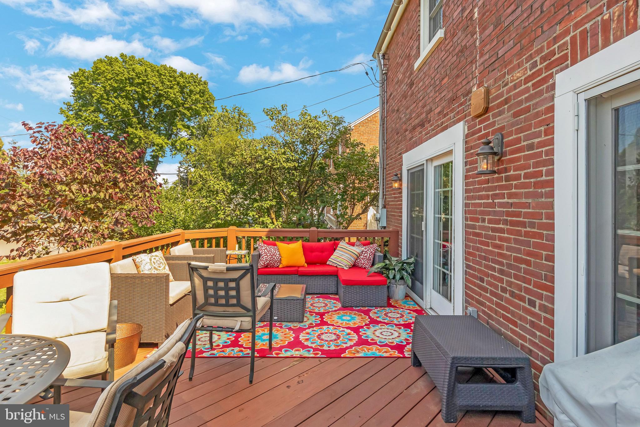 117 Dewey Road Cheltenham, PA 19012 - Photo 8 of 27 Deck off dining room