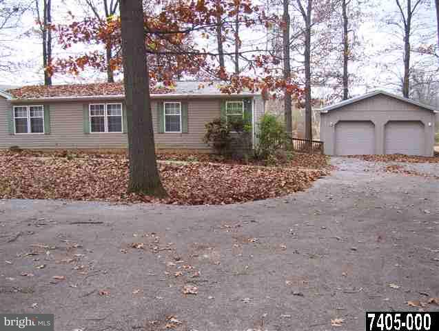139 Clubhouse Road Delta, PA 17314 - Photo 15 of 17 Gallery Image 15
