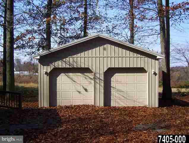139 Clubhouse Road Delta, PA 17314 - Photo 3 of 17 Gallery Image 3