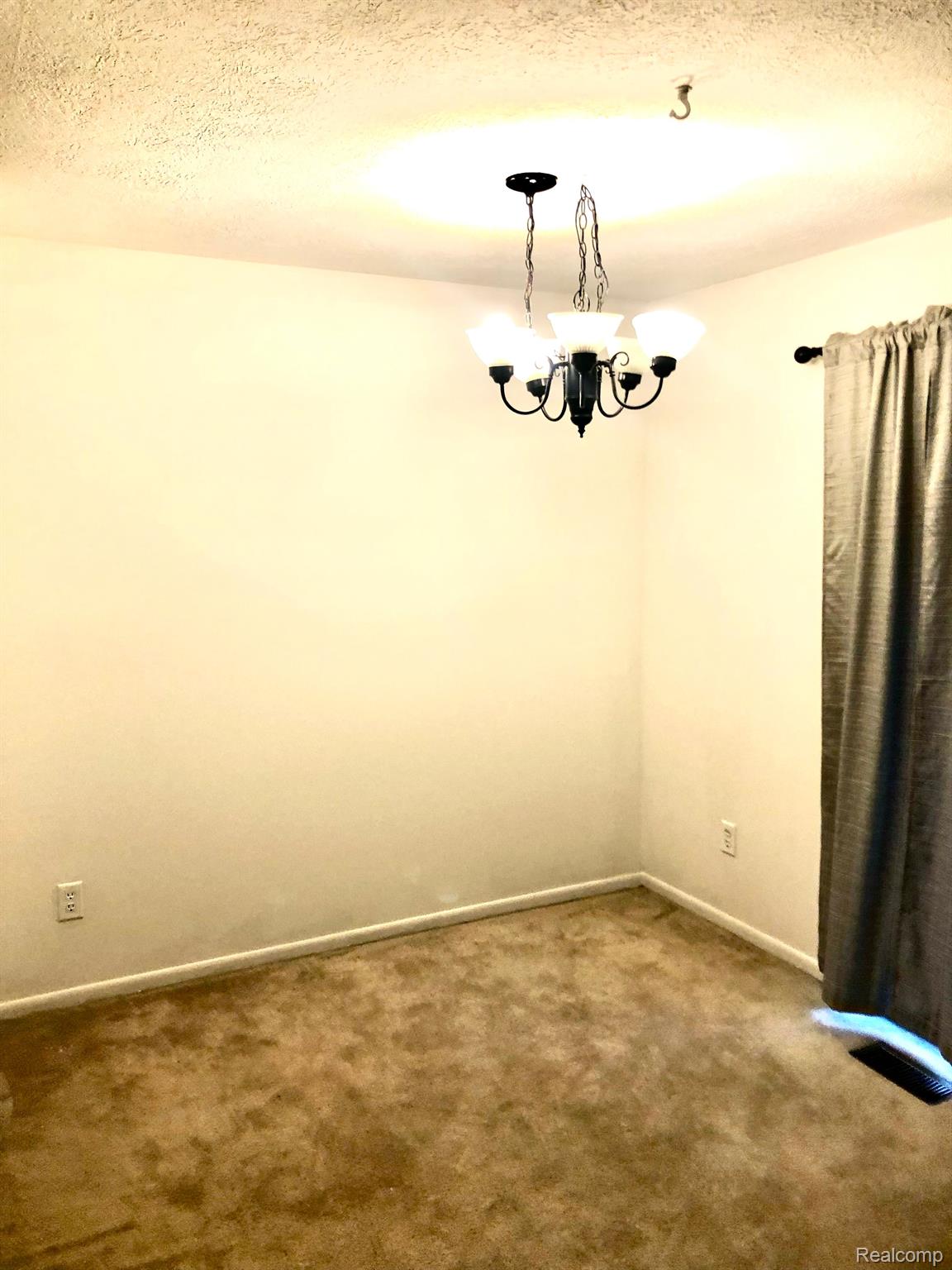 205 East Jolly Road, Unit 10 Lansing, MI 48910 - Photo 12 of 35