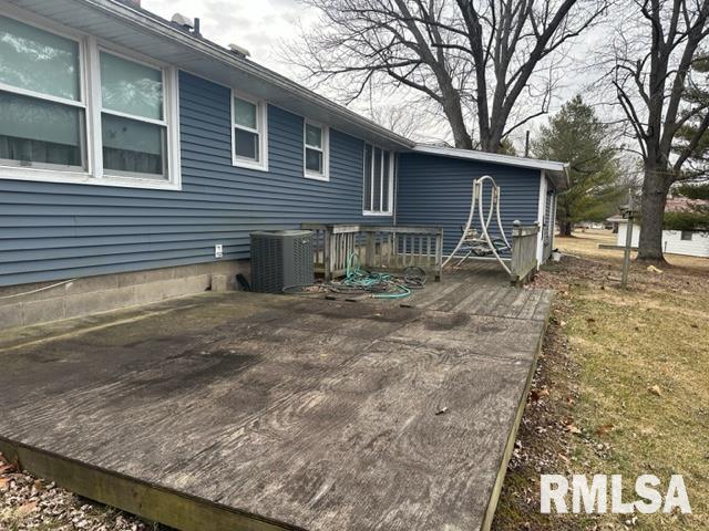 16250 East Cherokee Road Cuba, IL 61427 - Photo 33 of 35