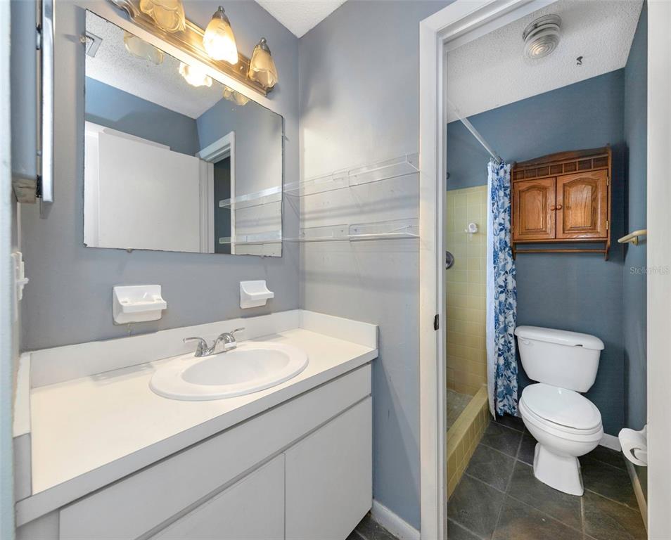 17704 Rivendel Road Lutz, FL 33549 - Photo 17 of 21 Gallery Image 17