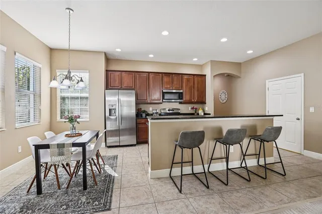 $320,000 | 221 Sunset Crest Court, Apollo Beach, FL 33572