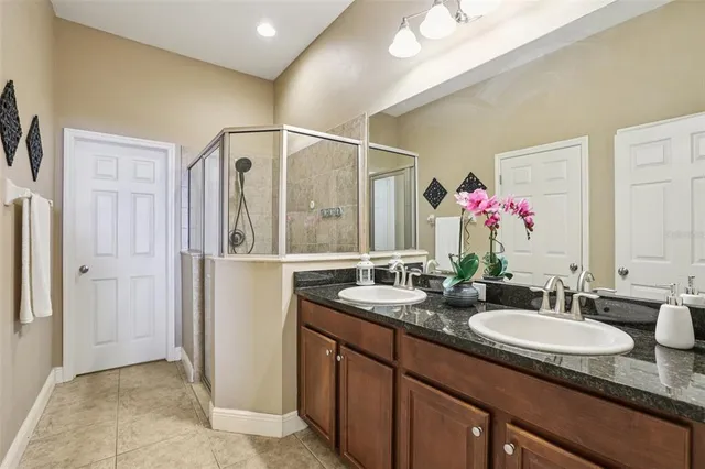 $320,000 | 221 Sunset Crest Court, Apollo Beach, FL 33572