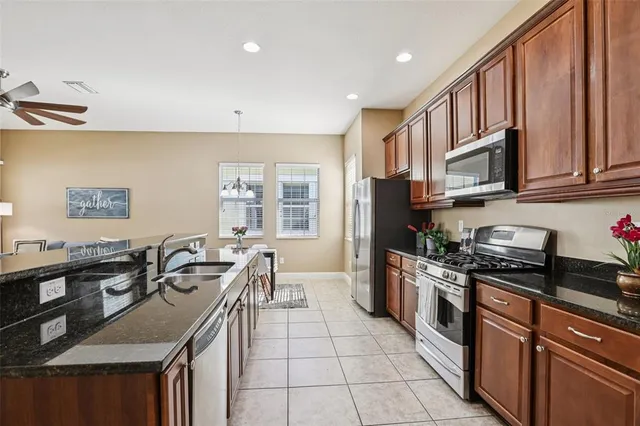 $320,000 | 221 Sunset Crest Court, Apollo Beach, FL 33572