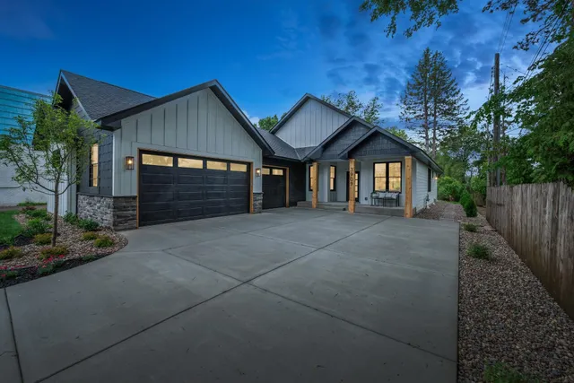 $1,199,900 | 3909 West 54th Street, Edina, MN 55424