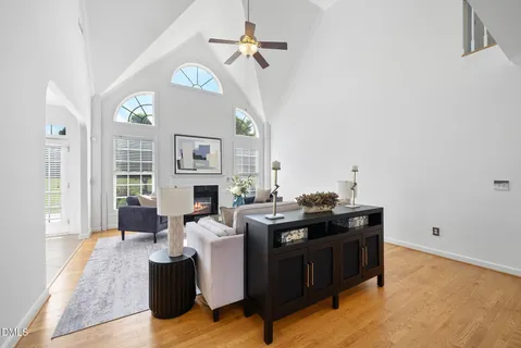 $650,000 | 2912 Oak Bridge Drive, Raleigh, NC 27610