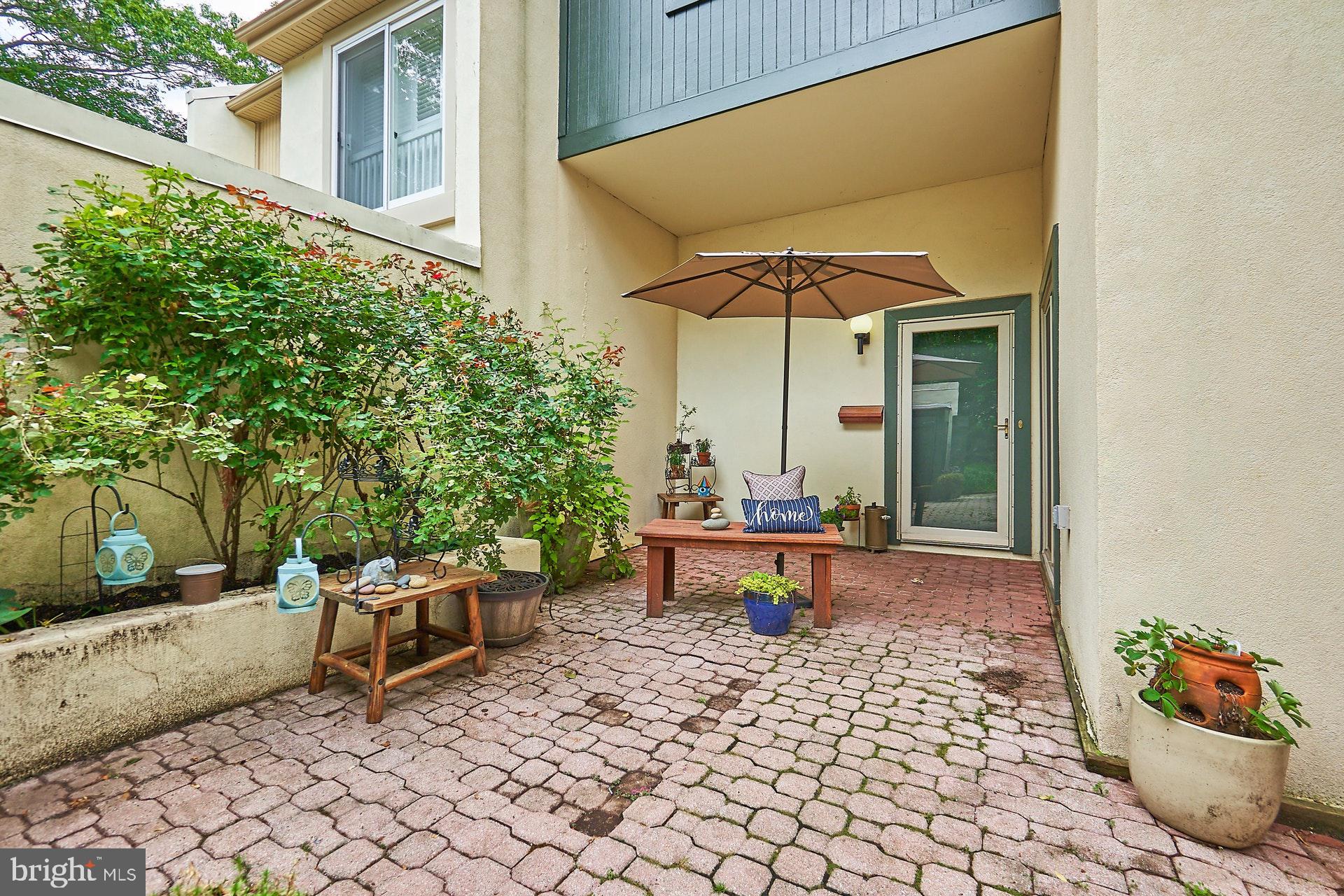 1509 Inlet Court Reston, VA 20190 - Photo 25 of 29 Private front patio