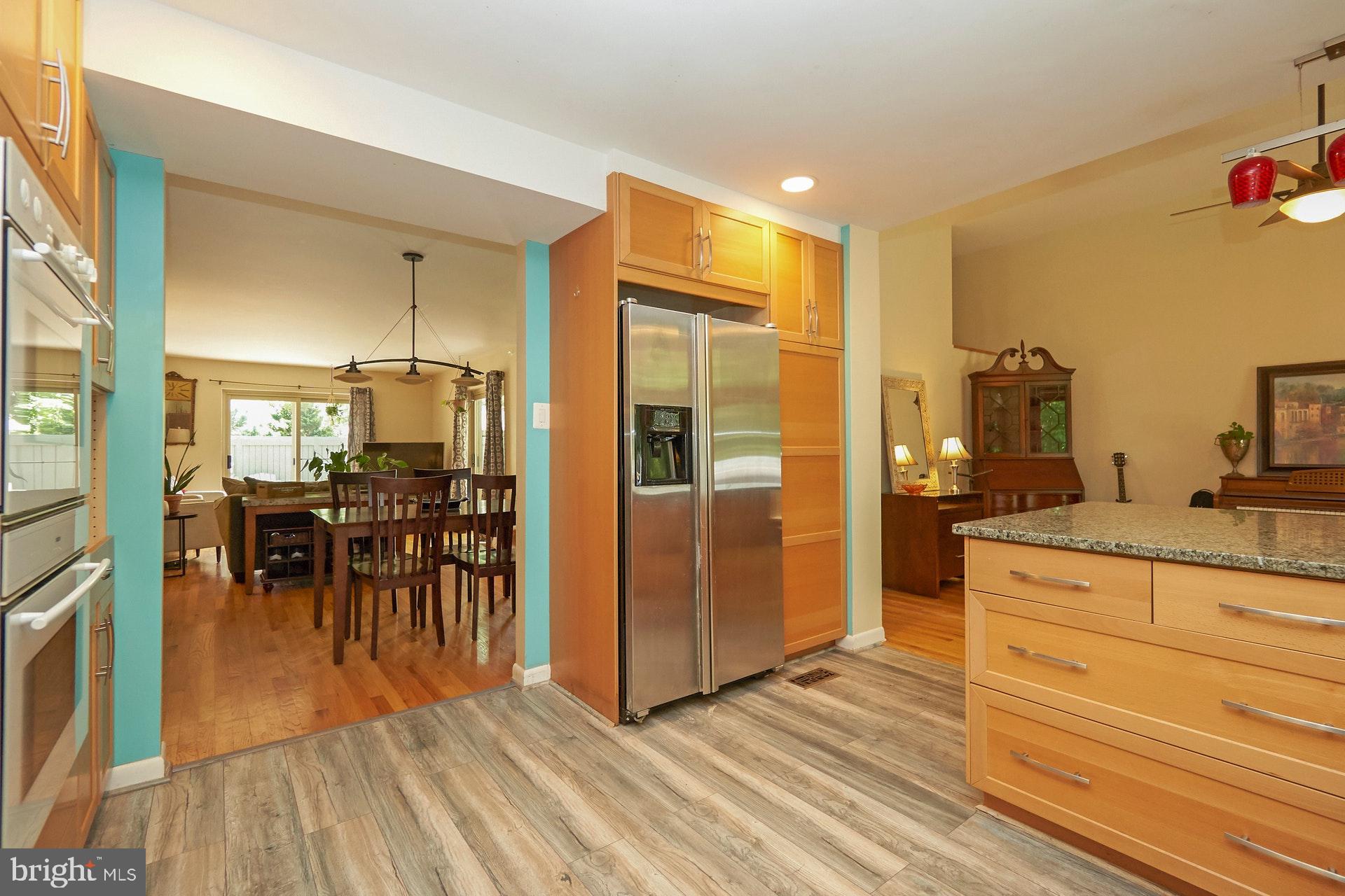 1509 Inlet Court Reston, VA 20190 - Photo 8 of 29 Kitchen looking out to dining area and family room