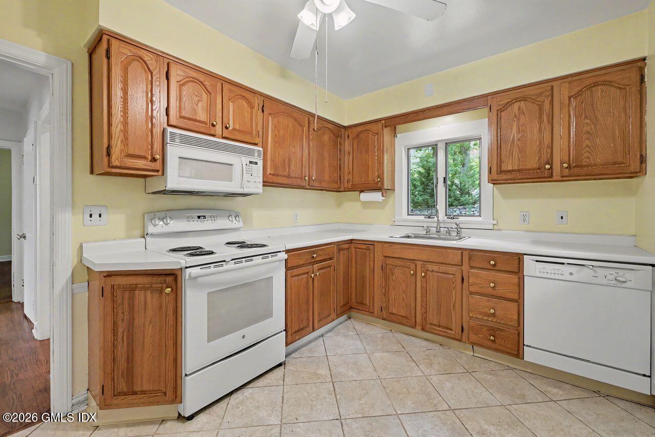 4 Hassake Road Old Greenwich, CT 06870 - Photo 5 of 23 30
