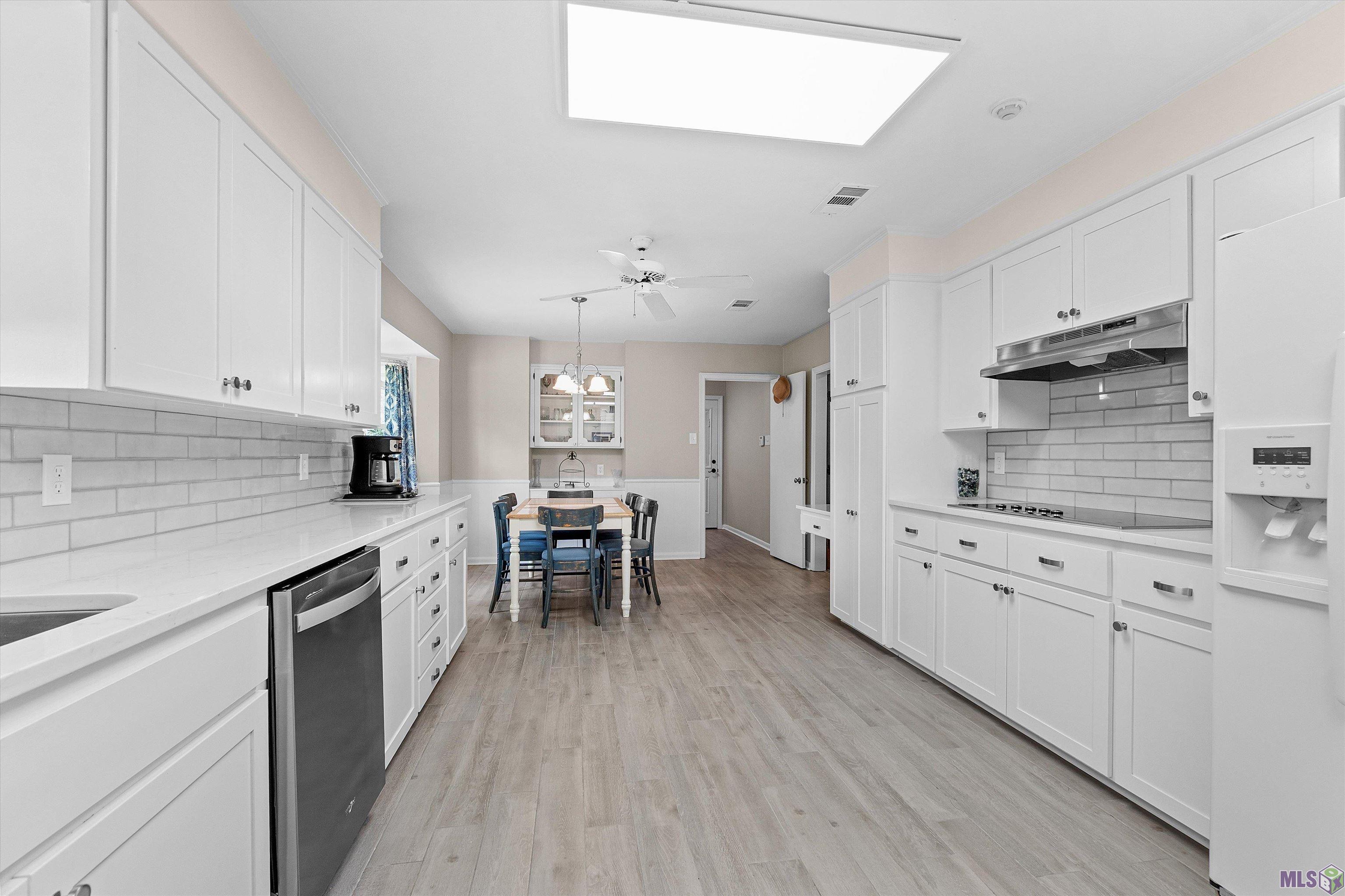 1245 Crescent Drive Baton Rouge, LA 70806 - Photo 2 of 20