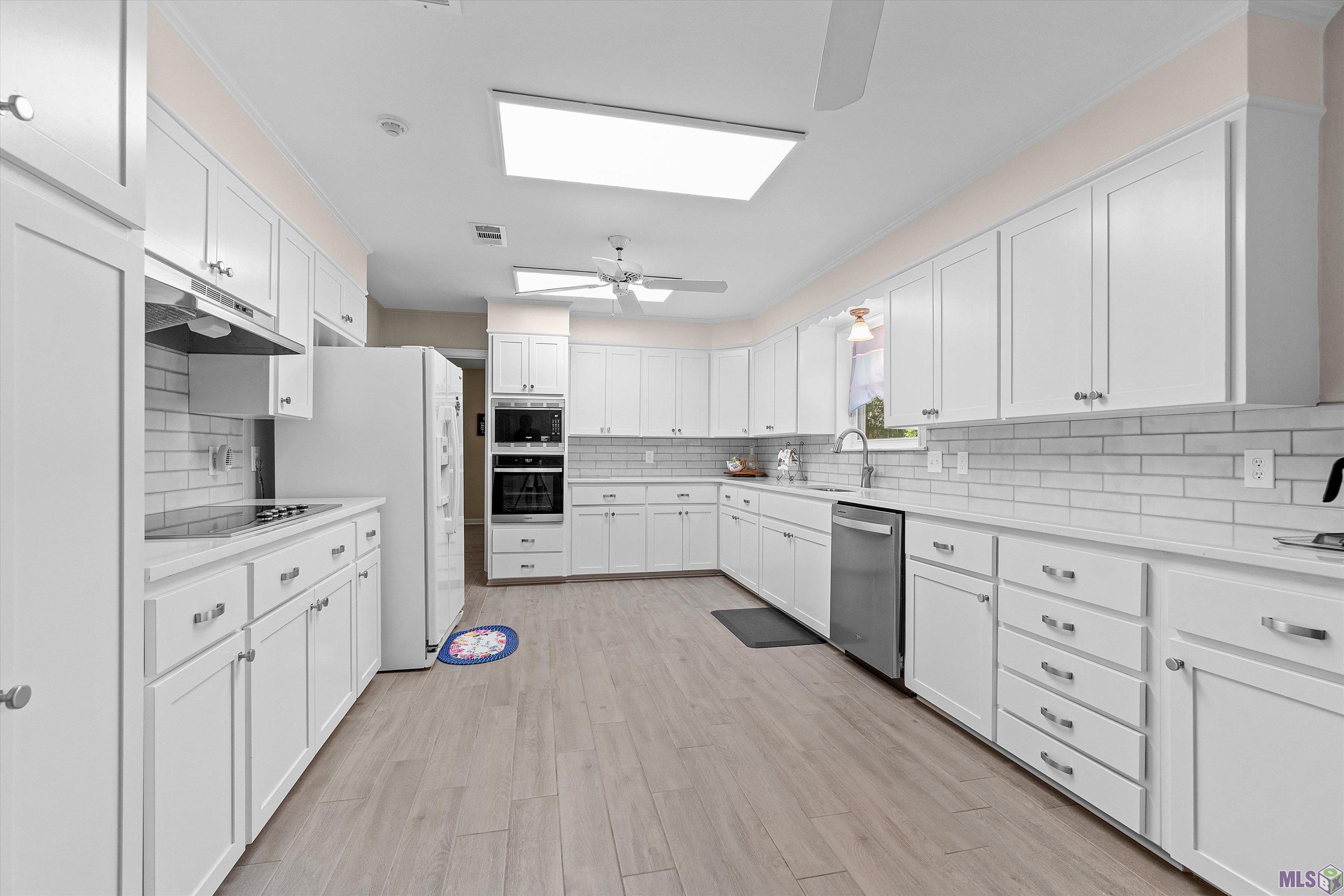 1245 Crescent Drive Baton Rouge, LA 70806 - Photo 3 of 20