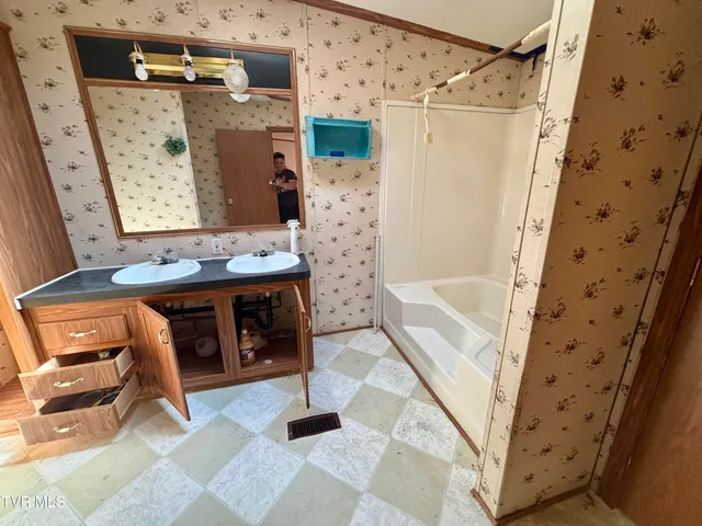 $55,000 | 6201 Old Woodway Road, Pennington Gap, VA 24277