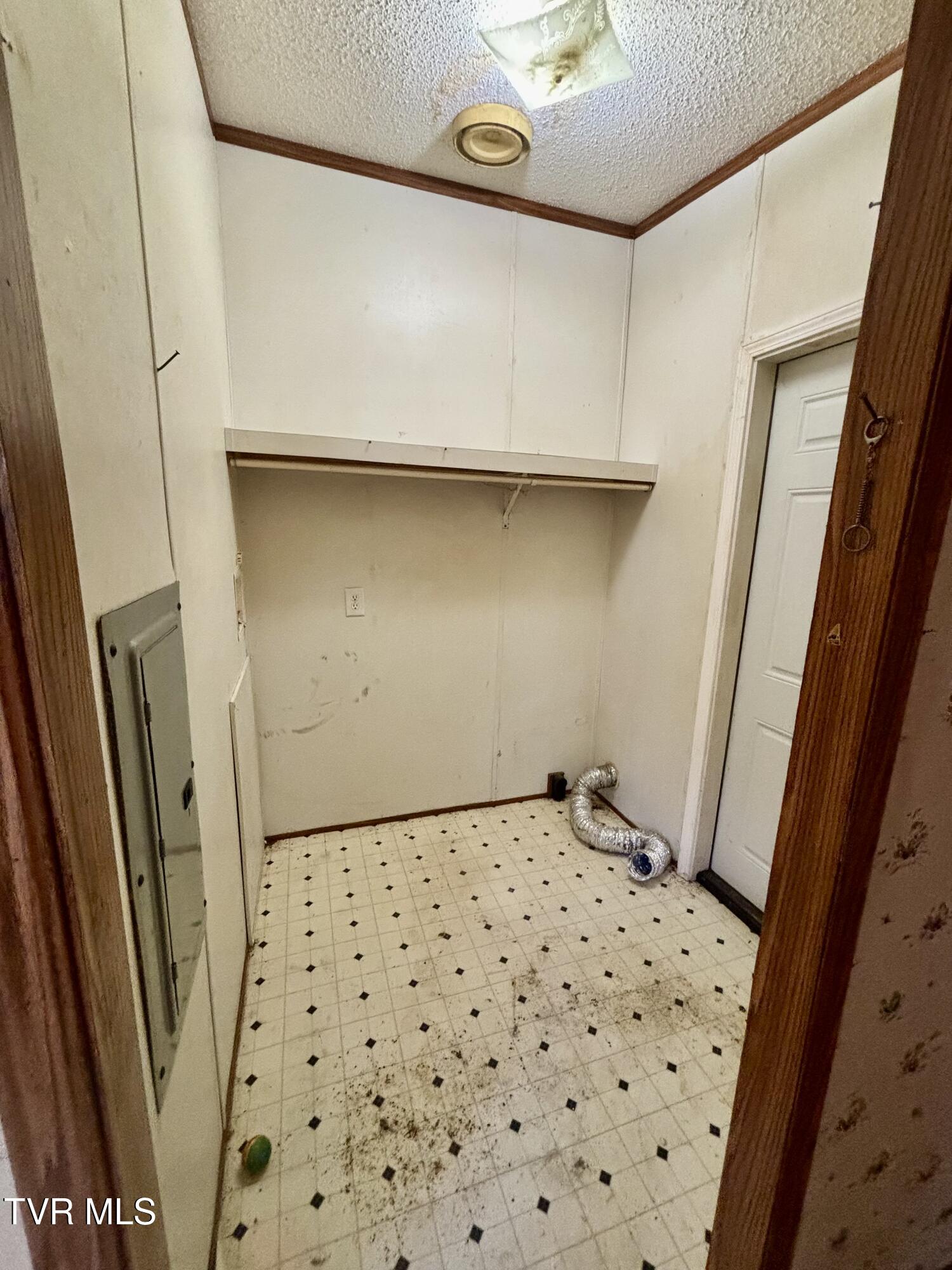 6201 Old Woodway Road Pennington Gap, VA 24277 - Photo 15 of 21 IMG_3767