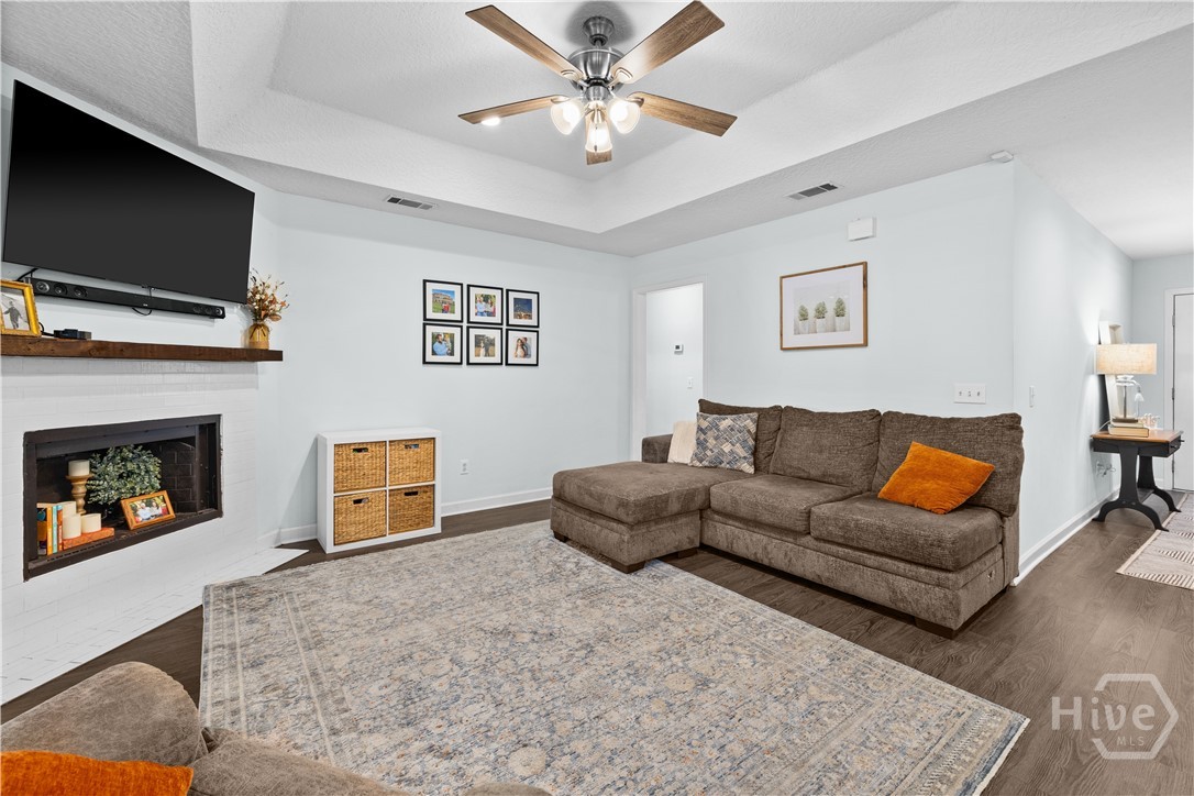 2869 Rincon-Stillwell Road Rincon, GA 31326 - Photo 21 of 40 Family room with gas fireplace