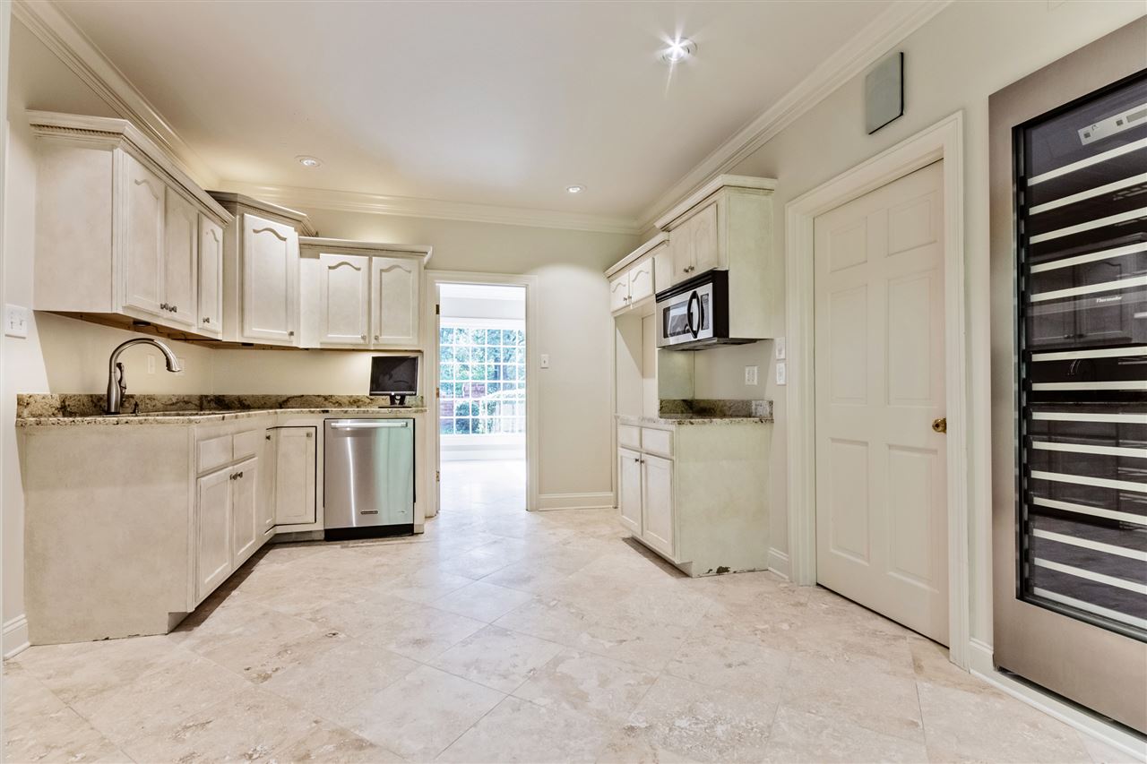 472 Sweetbrier Road Memphis, TN 38120 - Photo 12 of 24 Gallery Image 12
