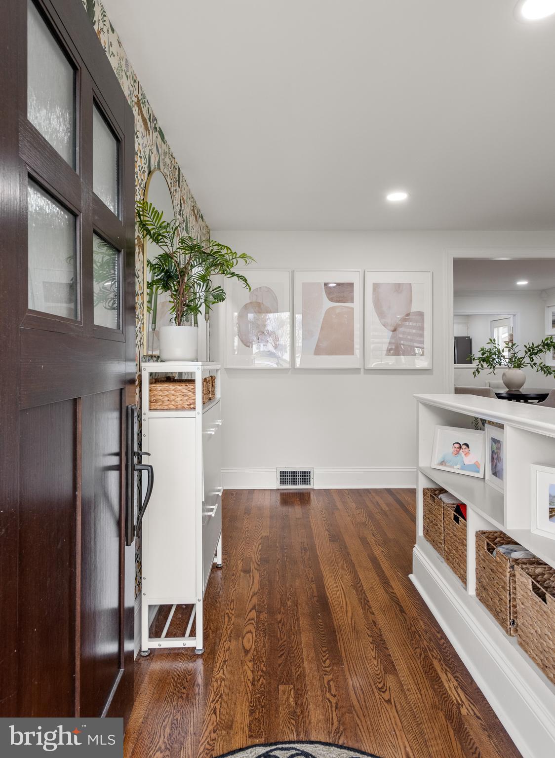 104 Gable Road Paoli, PA 19301 - Photo 3 of 38