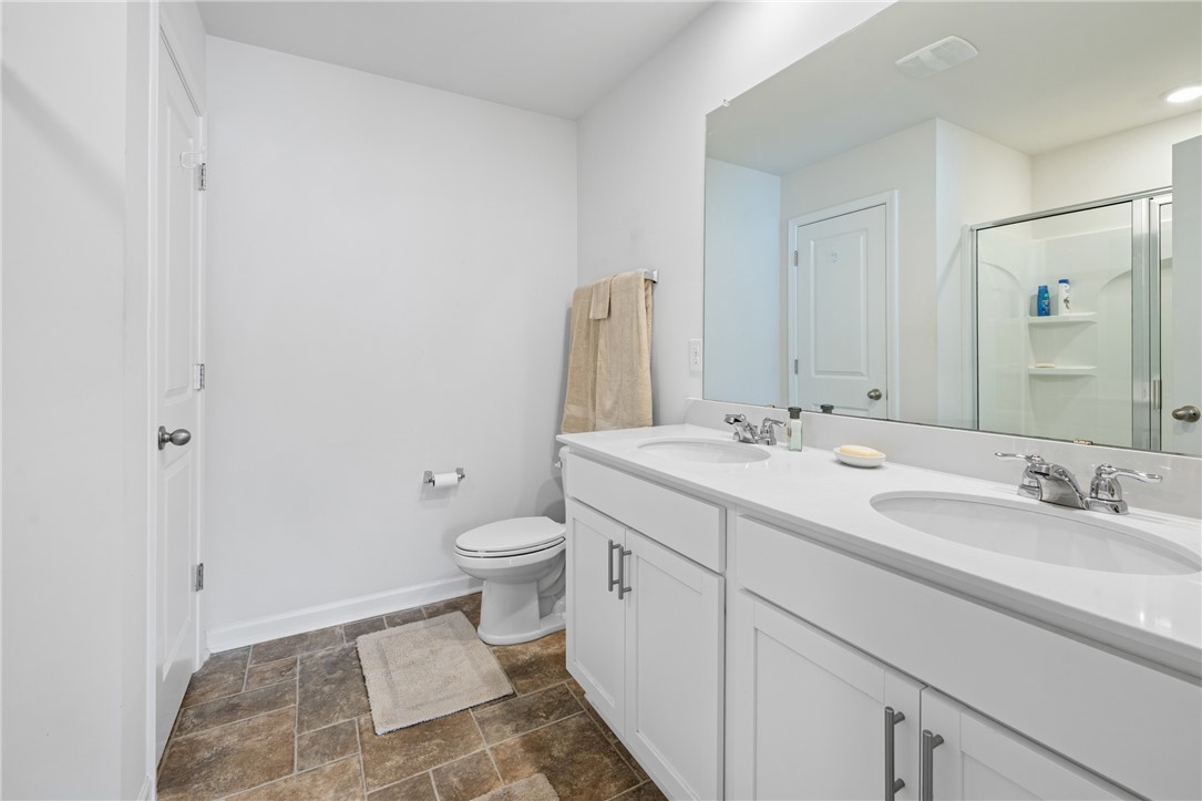 21 Karkinnen Court Pendleton, SC 29670 - Photo 17 of 28 Primary Bath