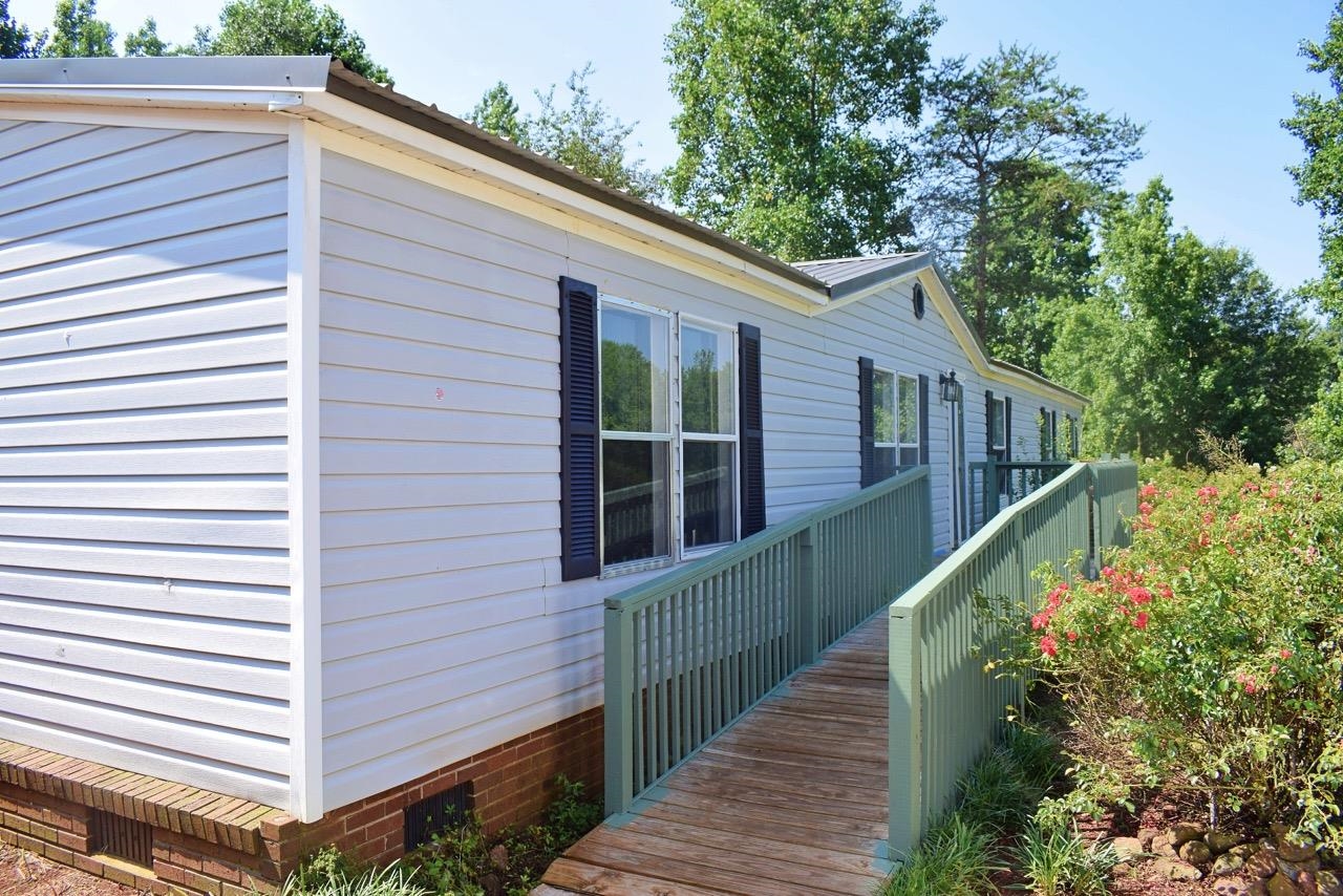 217 Autumnvale Drive Inman, SC 29349 - Photo 4 of 31