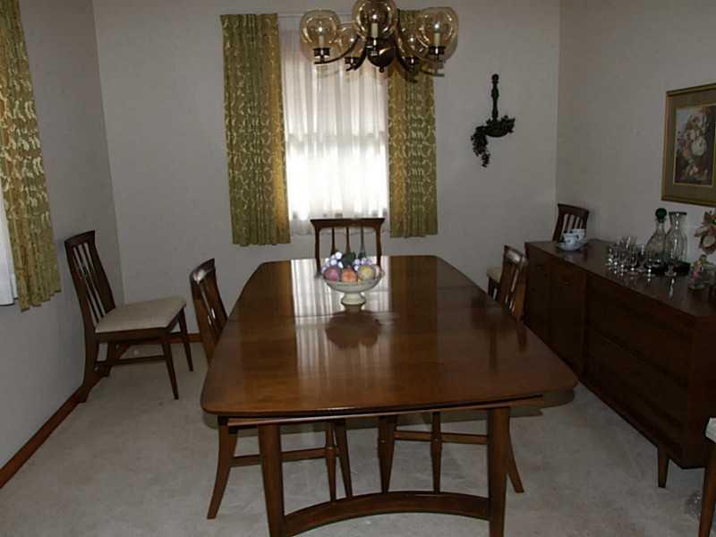 Dining Room. 