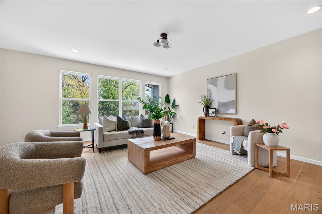 978 Silver Buck Lane Chesterfield, MO 63005 - Photo 15 of 52