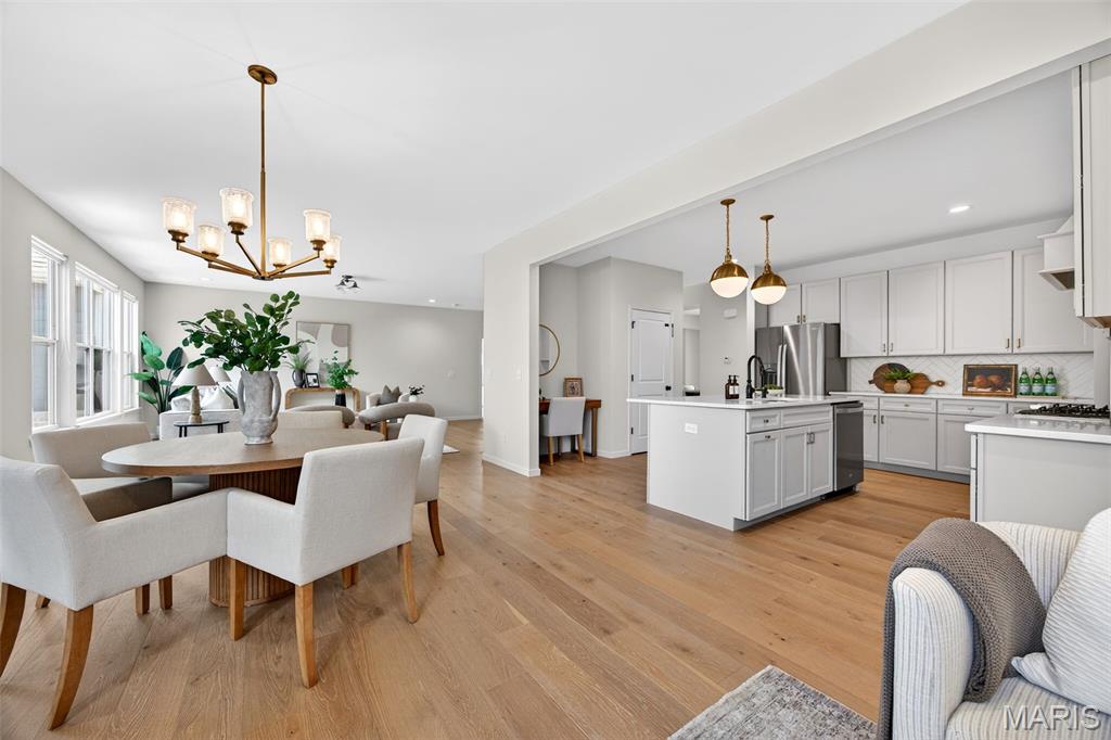 978 Silver Buck Lane Chesterfield, MO 63005 - Photo 19 of 52