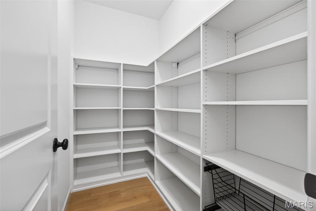 978 Silver Buck Lane Chesterfield, MO 63005 - Photo 23 of 52