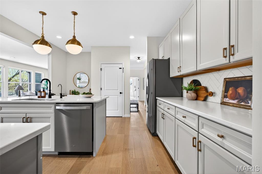 978 Silver Buck Lane Chesterfield, MO 63005 - Photo 24 of 52