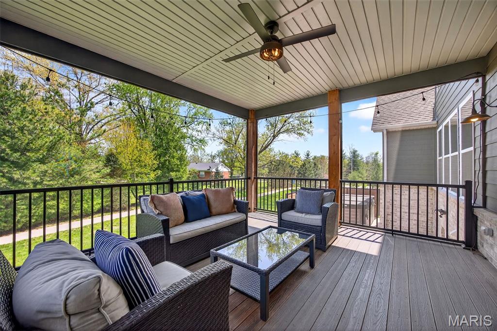 978 Silver Buck Lane Chesterfield, MO 63005 - Photo 30 of 52