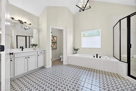 $1,199,900 | 978 Silver Buck Lane, Chesterfield, MO 63005