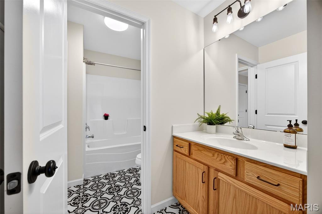 978 Silver Buck Lane Chesterfield, MO 63005 - Photo 42 of 52