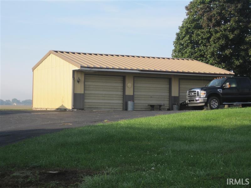 11873 East Division Road Akron, IN 46910 - Photo 3 of 4 Gallery Image 3