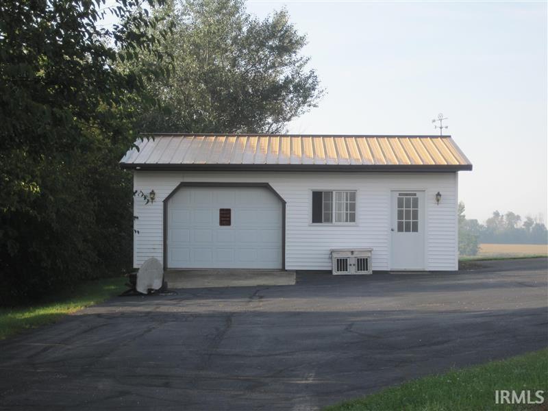 11873 East Division Road Akron, IN 46910 - Photo 4 of 4 Gallery Image 4