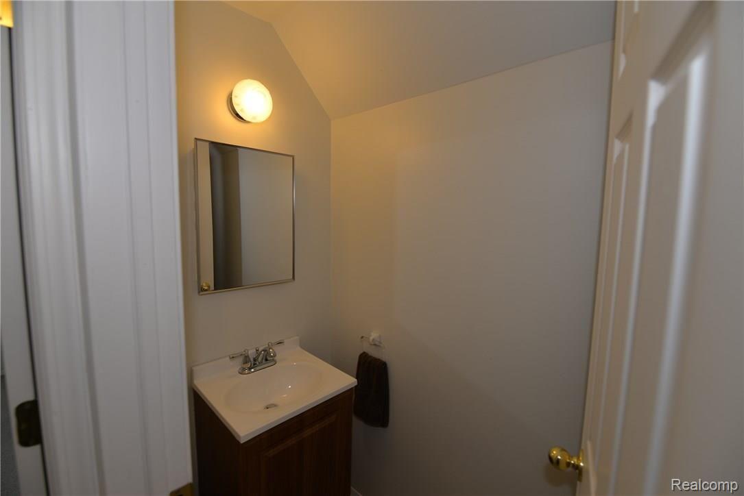 5399 Independence Colony Road Grand Blanc, MI 48439 - Photo 26 of 37 5399 Independent Colony (61).JPG