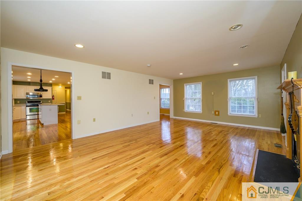 465 Shades Of Death Road Andover, NJ 07821 - Photo 13 of 39 Gallery Image 13