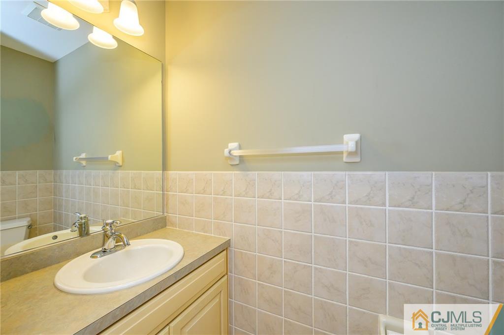 465 Shades Of Death Road Andover, NJ 07821 - Photo 20 of 39 Gallery Image 20